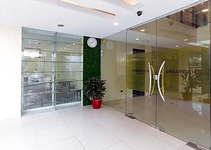 فندق Urbanview At San Antonios Place Sampaloc مانيلا