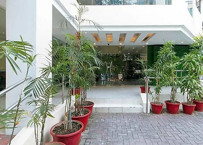 Urbanview At San Antonios Place Sampaloc *