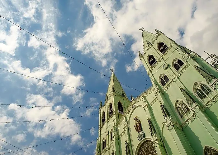 Urbanview At San Antonios Place Sampaloc *