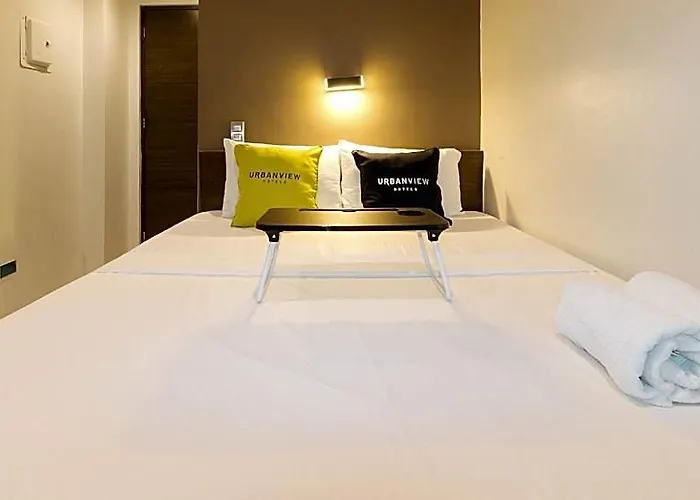 فندق Urbanview At San Antonios Place Sampaloc مانيلا